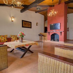 4 Bedroom Villa Lake View